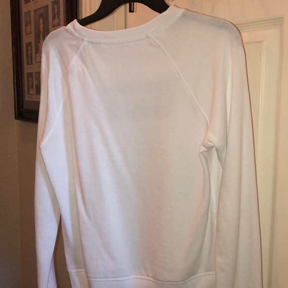 levi’s sweatshirt - Picture 2 of 3